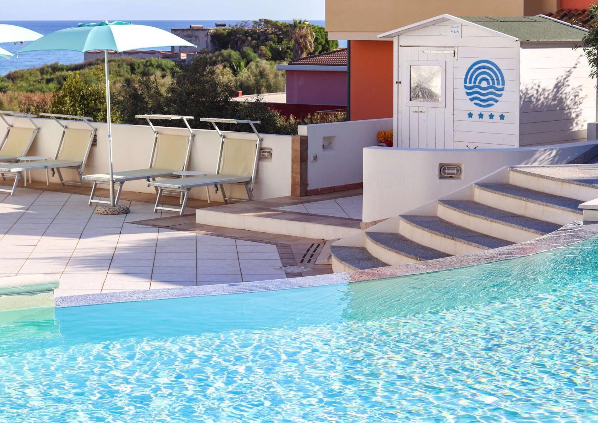Best Western Hotel Blumarea Кастельсардо Экстерьер фото