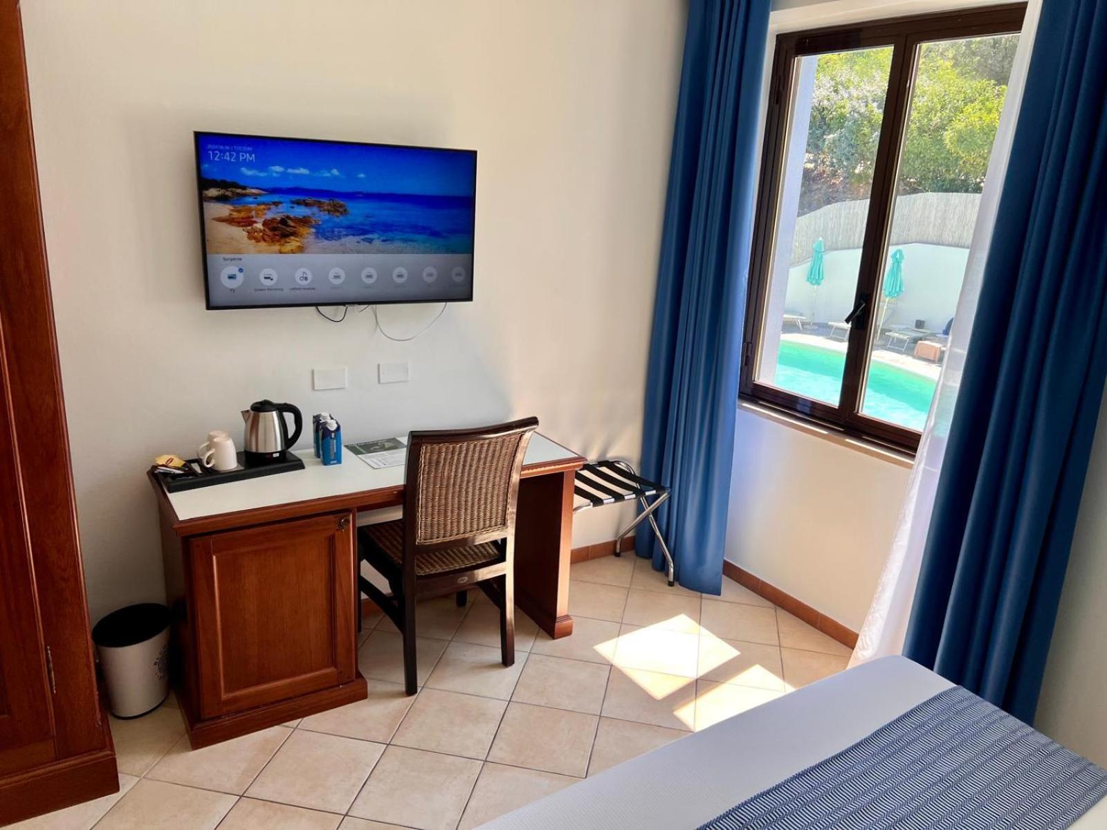 Best Western Hotel Blumarea Кастельсардо Экстерьер фото