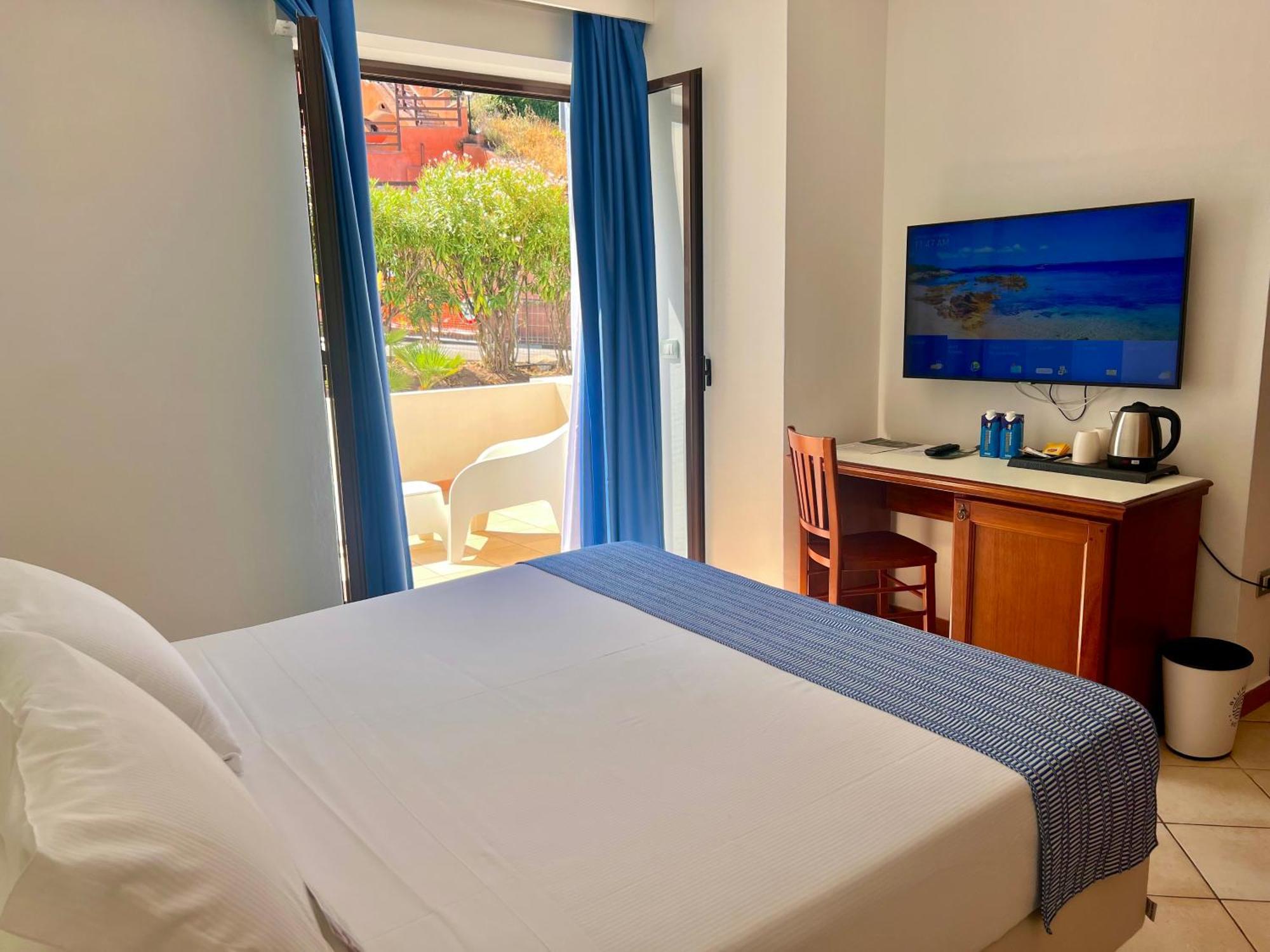 Best Western Hotel Blumarea Кастельсардо Экстерьер фото